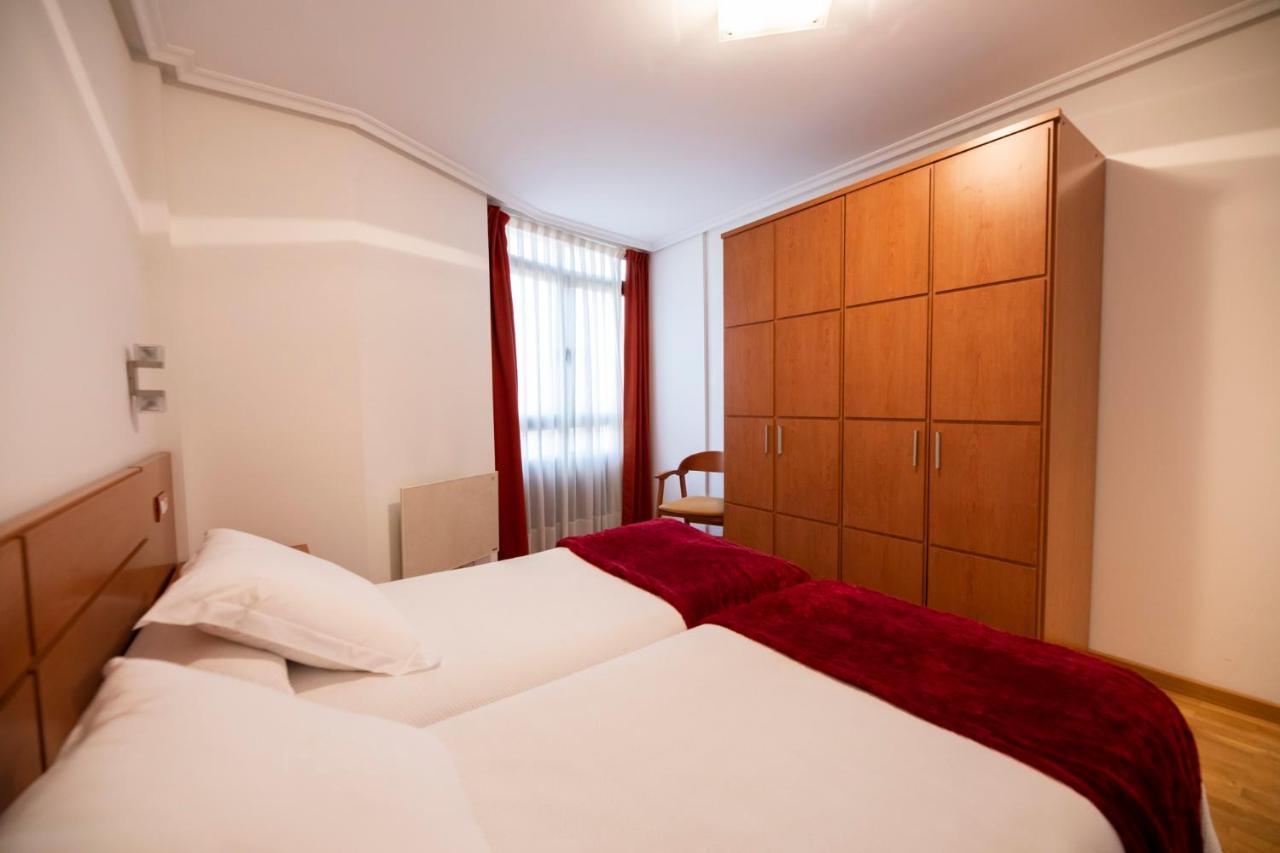 Apartamentos Cean Bermudez Gijón Eksteriør billede