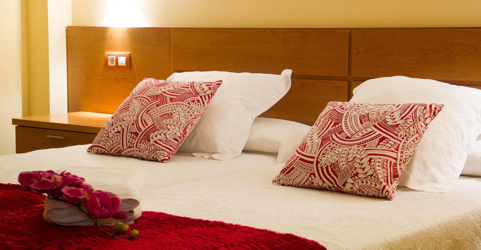 Apartamentos Cean Bermudez Gijón Eksteriør billede
